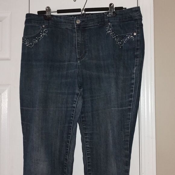 Additions by Chico's embellished jeans Sz 3 ( SZ 16) - Picture 3 of 6